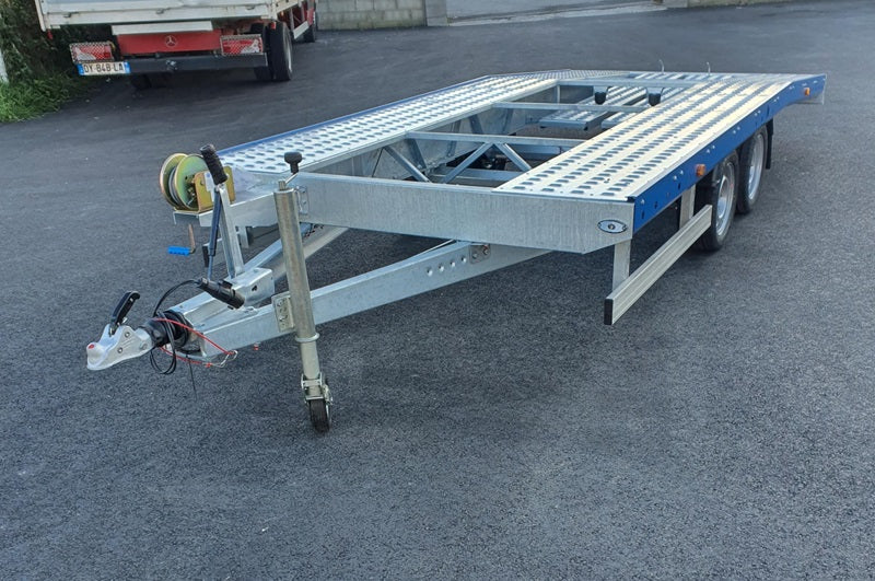 Reboque porta-carros Boro JUPITER 450 x 200 cm 2700 kg de PBT + acessórios de oferta