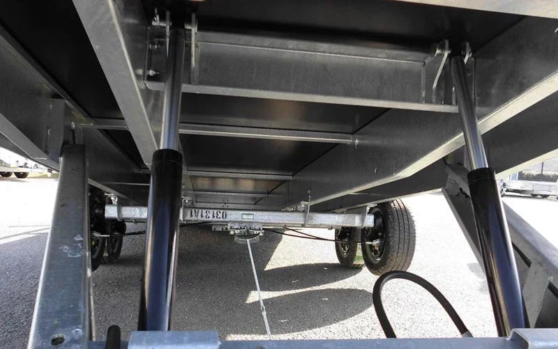 Remorque plateau LIDER à roues – PTAC : 3 500 kg – 2 essieux freinés – 506 x 215 cm