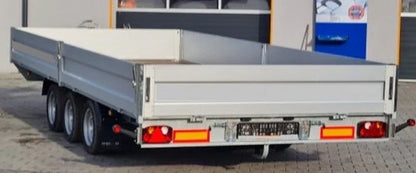 Plateforme latérale pliante Boss 600 x 200 cm 3500 KG + rampes + béquilles