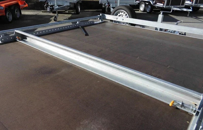Remorque plateau LIDER à roues – PTAC : 3 500 kg – 2 essieux freinés – 506 x 215 cm