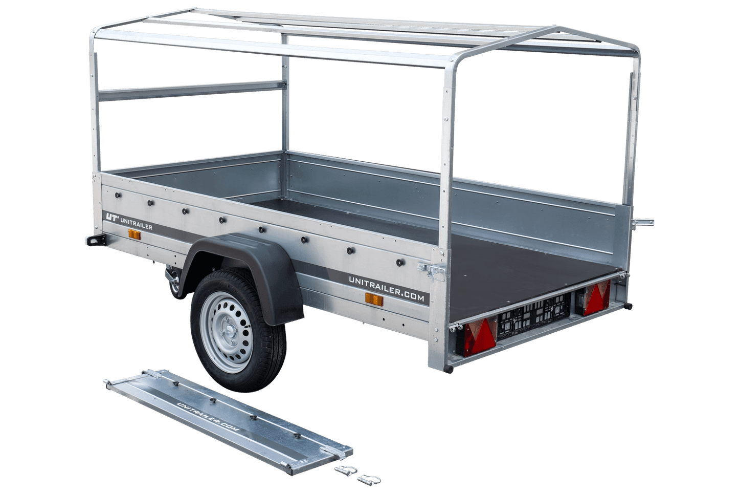 Reboque rodoviário com lona azul alta, arco H-800 e roda jockey 230x125 Garden Trailer 230 KIPP